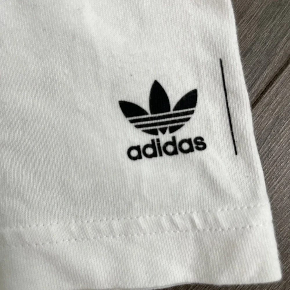 adidas simpsons short